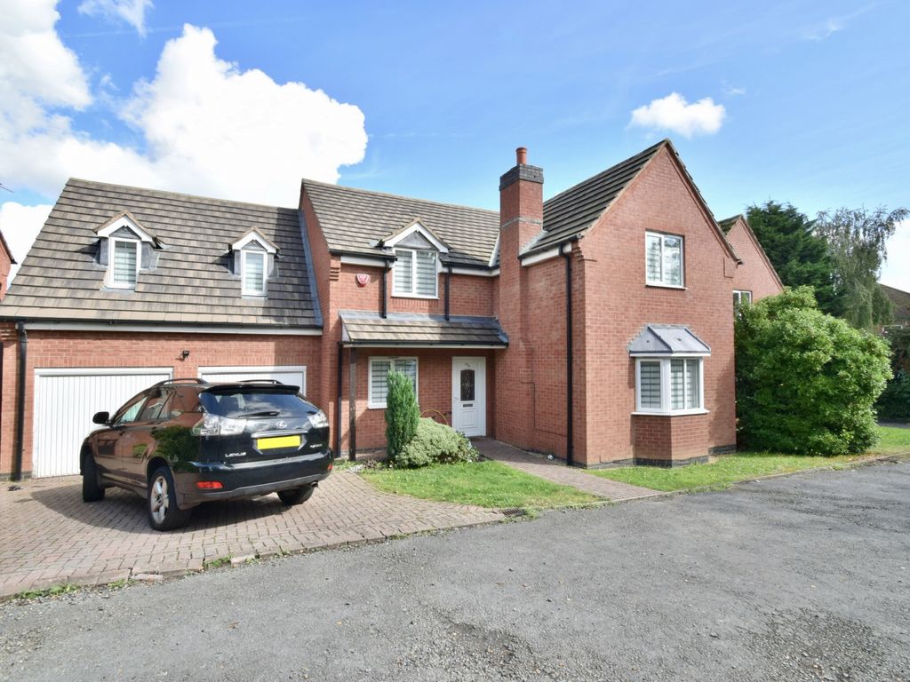 5 bed detached house for sale in Uppingham Road, Leicester LE5, £