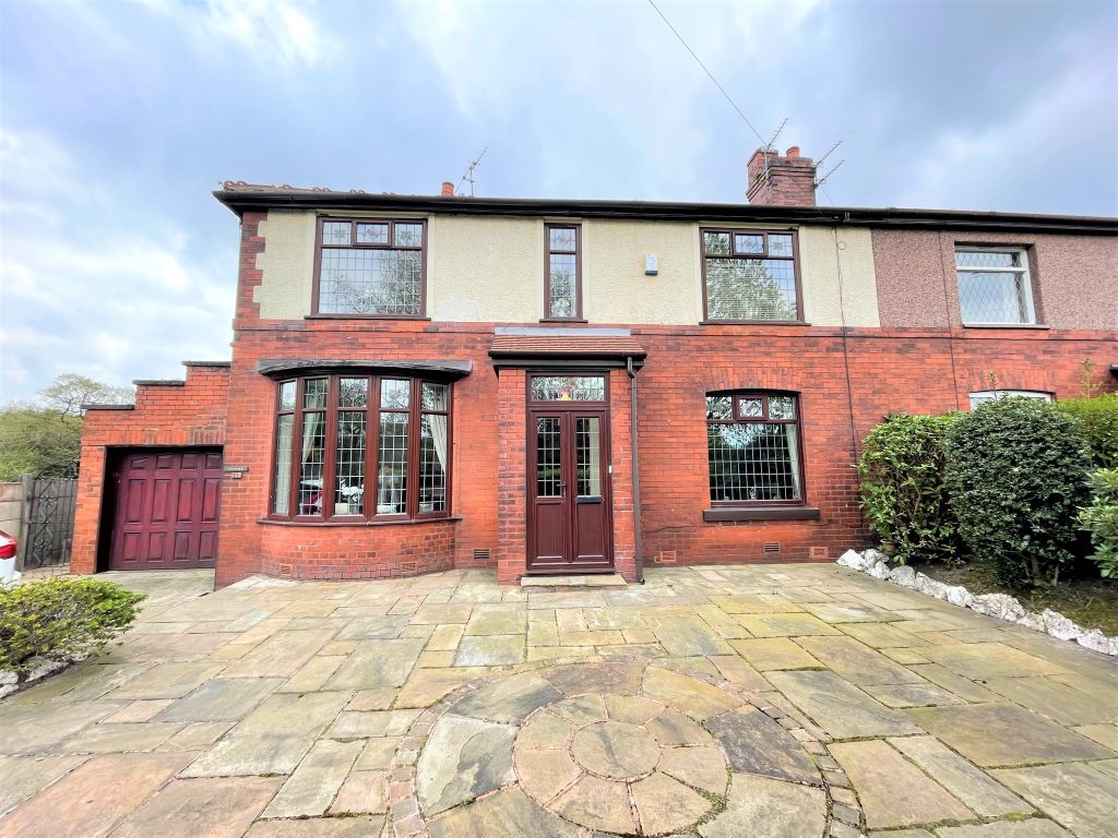 3 bed semidetached house for sale in Hyde Road, Woodley, Stockport SK6