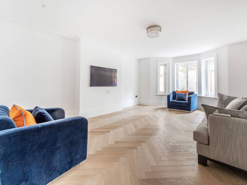 3 bed flat to rent in Drayton Gardens, Chelsea, London SW10, £5,850 pcm