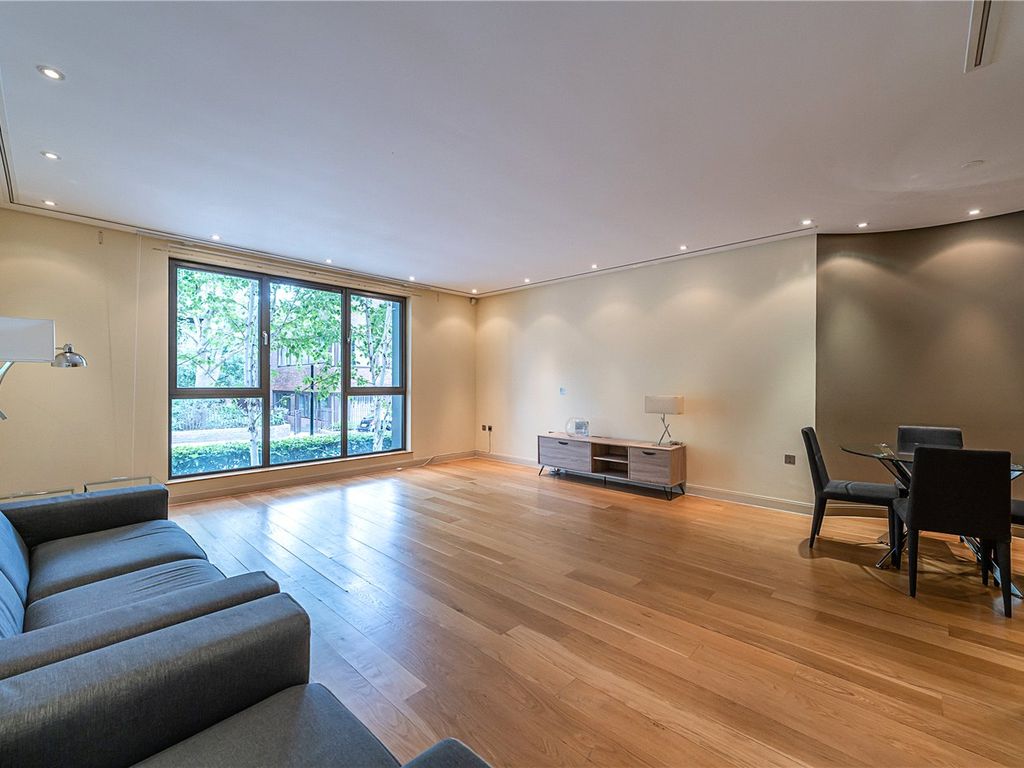 2 bed flat to rent in Square, Kensington, London W8, £4,767 pcm