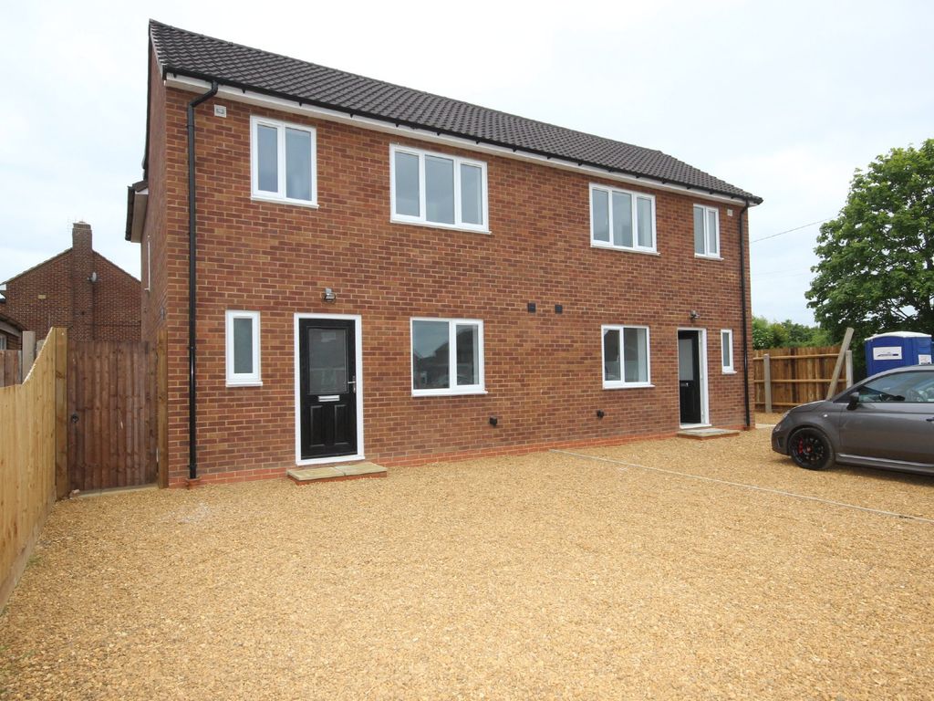 New home, 3 bed semidetached house for sale in Lincoln Road