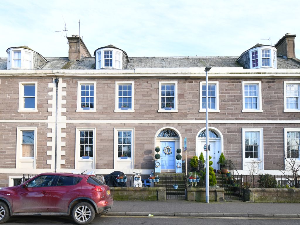 5 bed town house for sale in Union Place, Montrose DD10 Zoopla