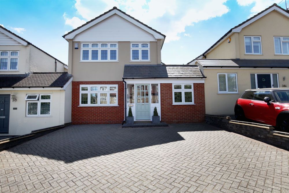 4 bed linkdetached house for sale in Palmerston Road, Buckhurst Hill IG9 Zoopla