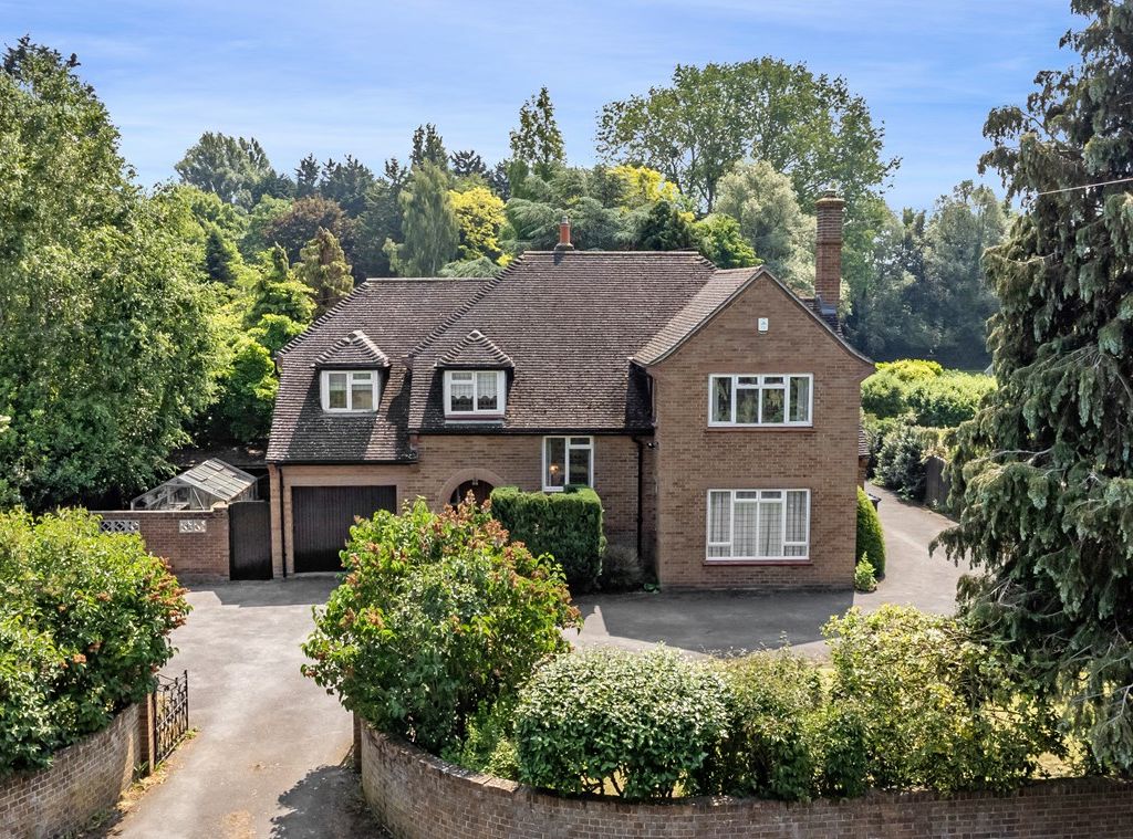 4 bed detached house for sale in London Road, St Ives, Huntingdon PE27