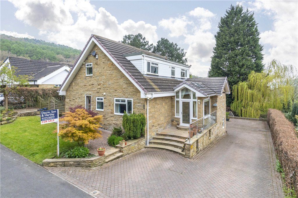 4 bed detached house for sale in Longwood Avenue, Bingley, West Yorkshire BD16 Zoopla