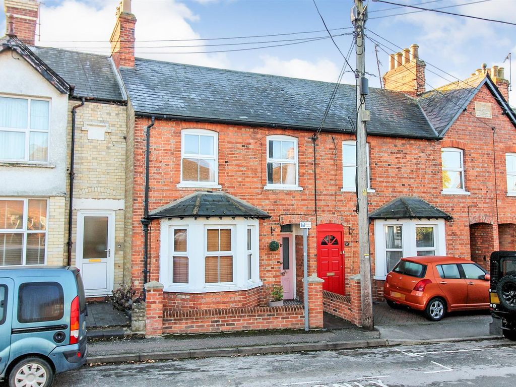 3 bed terraced house for sale in Priory Road, Bicester OX26 Zoopla