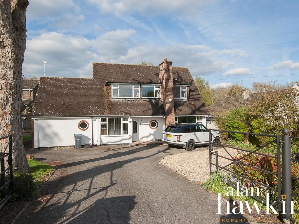 4 bed detached house for sale in Station Road, Royal Wootton Bassett, Swindon SN4 Zoopla