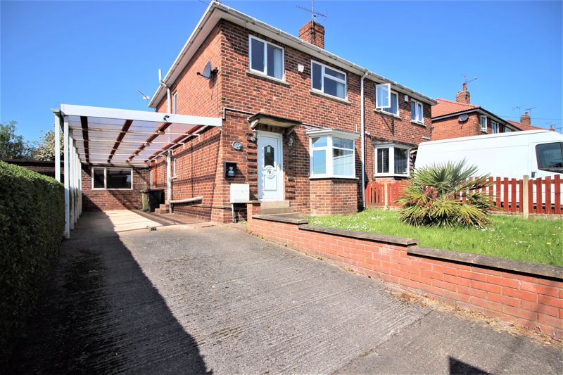 3 bed semidetached house for sale in West Street, Creswell, Worksop