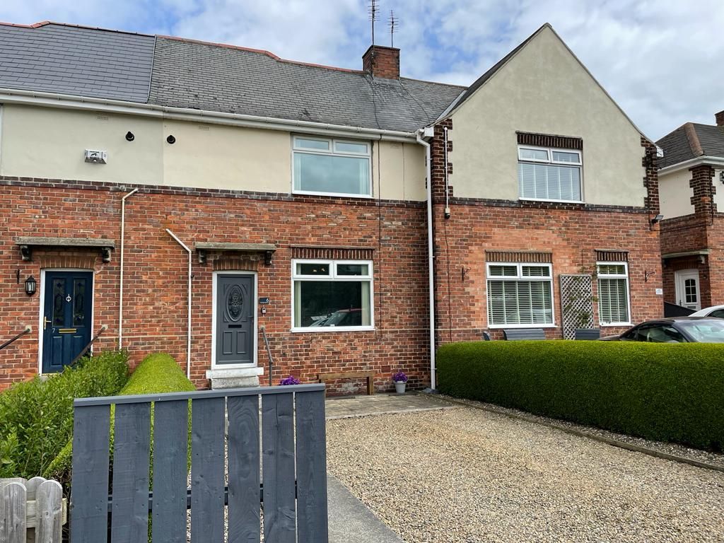 3 bed terraced house for sale in Baytree Terrace, High Handenhold