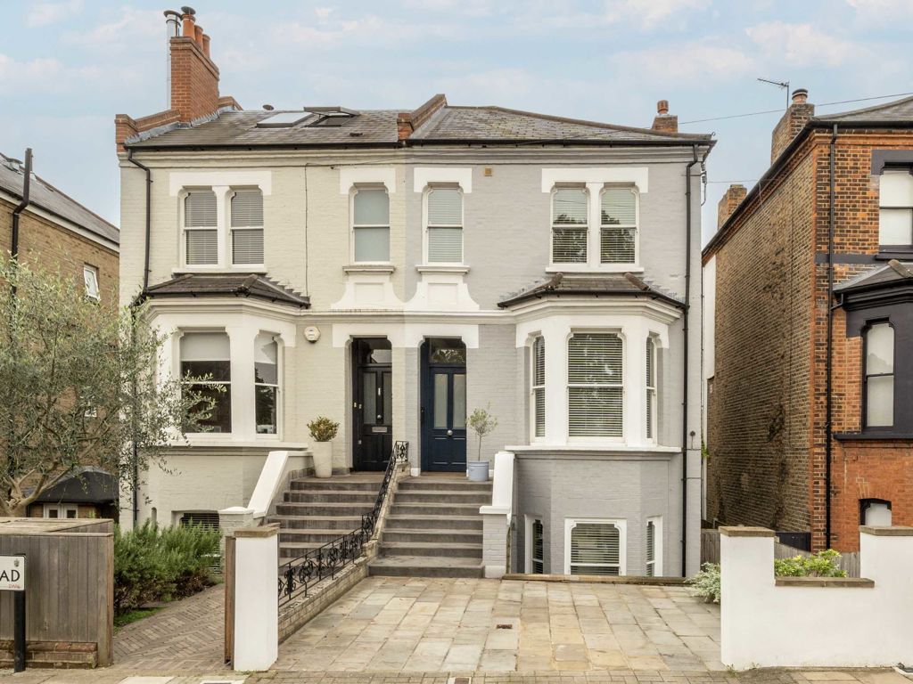 4 bed semidetached house for sale in Sunnyhill Road, London SW16, £