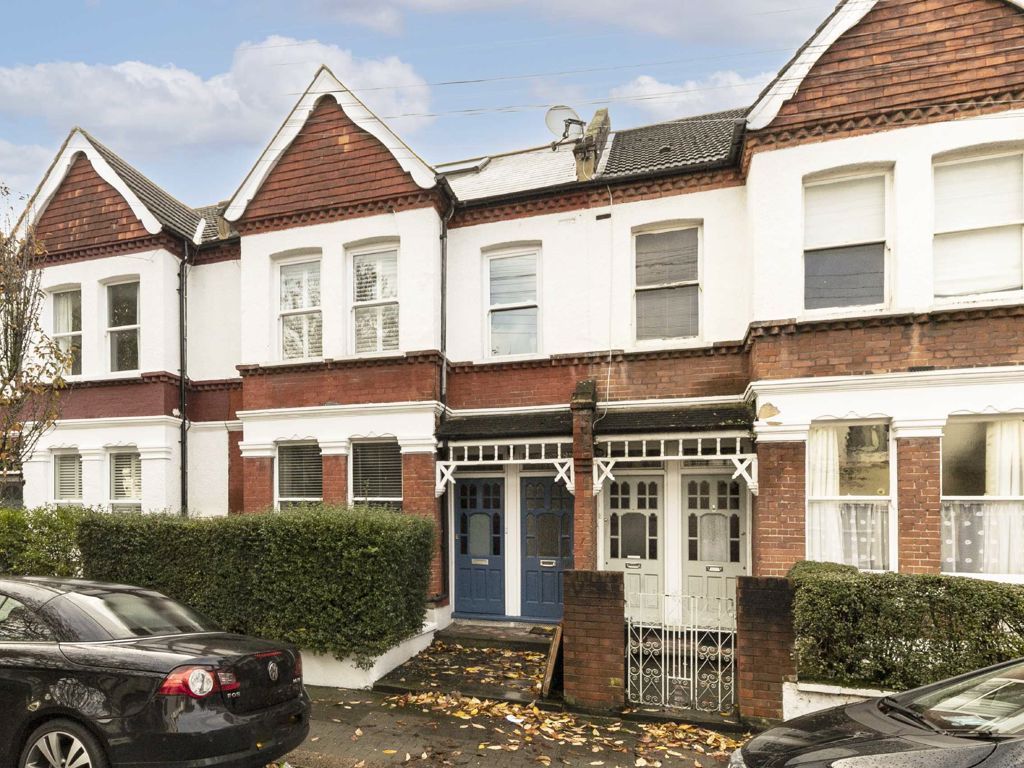 4 bed flat for sale in Oakmead Road, London SW12 Zoopla