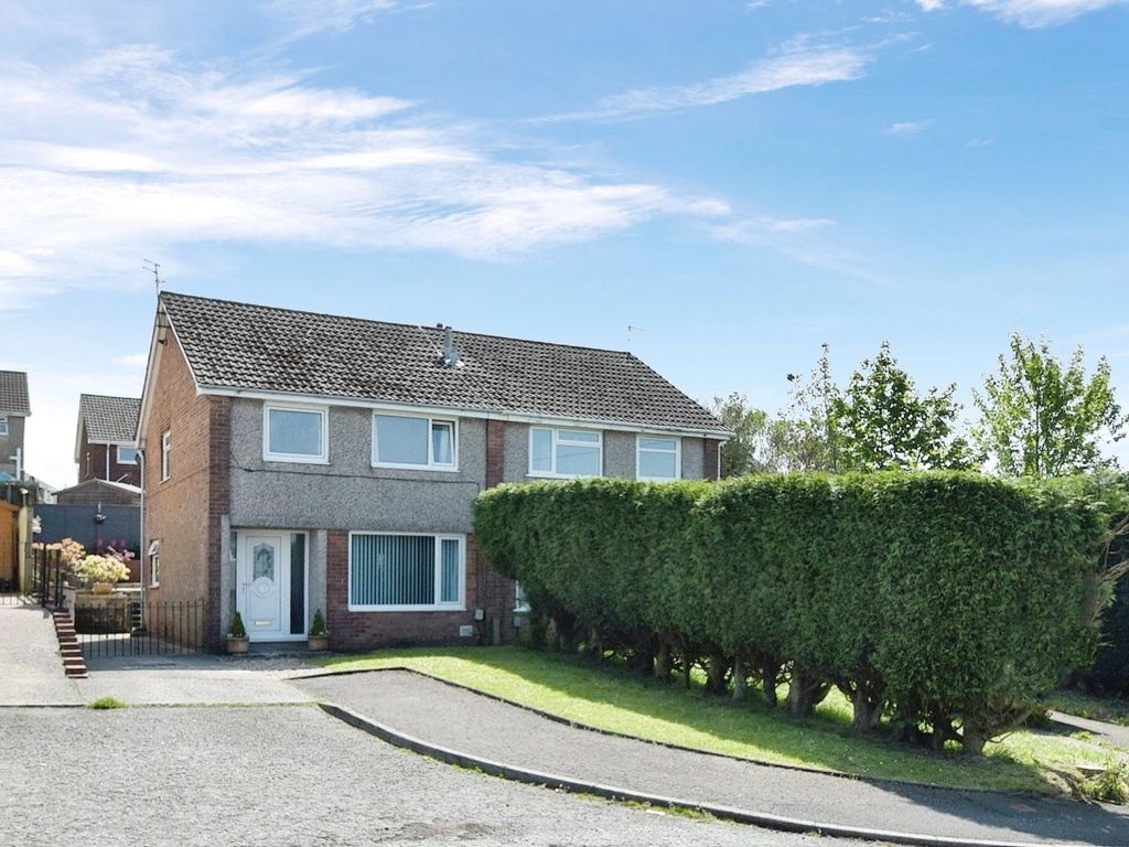 3 bed semidetached house for sale in Rhiwlas, Dunvant, Abertawe, Rhiwlas SA2, £219,950 Zoopla
