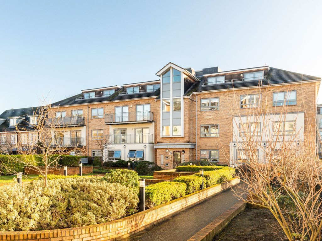 1 bed flat for sale in Sydenham Road, Russell House CR0, £280,000 Zoopla