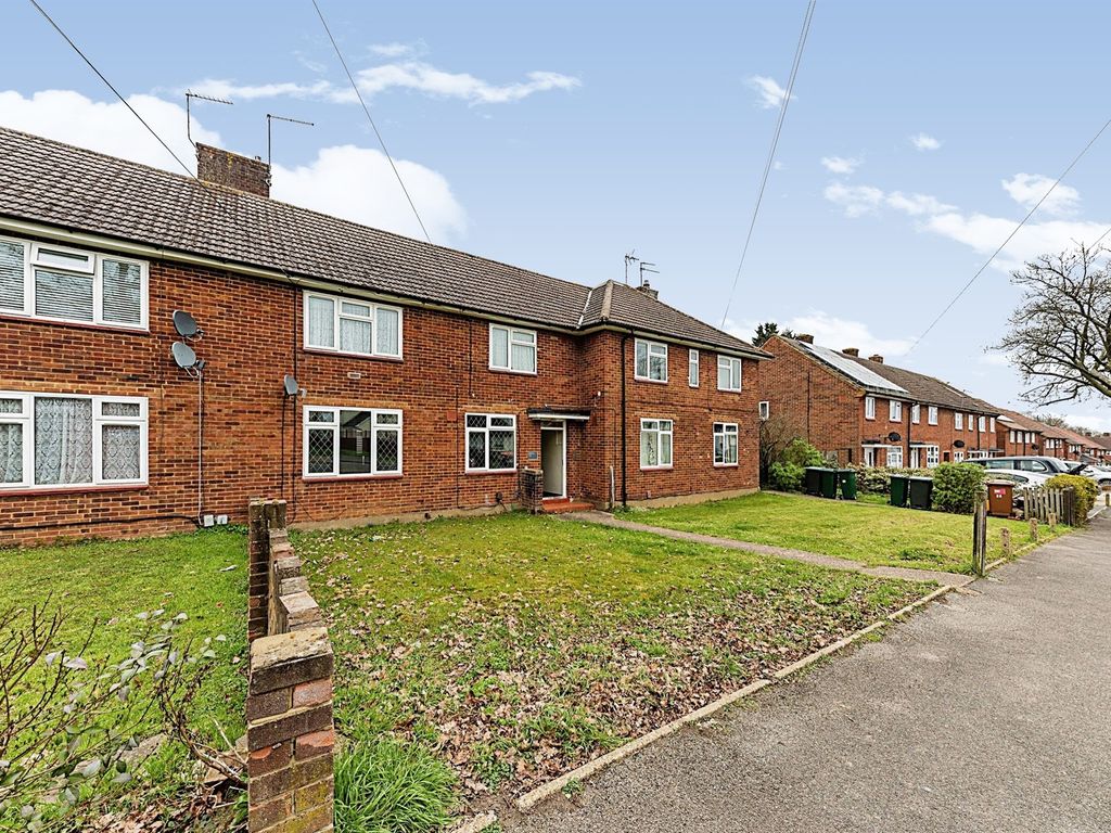 2 bed flat for sale in Ashridge Drive, Watford WD19 Zoopla