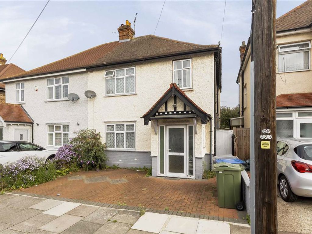 3 bed property for sale in Fleetwood Road, London NW10 Zoopla