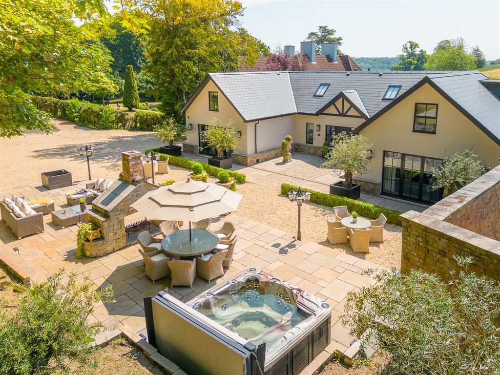 3 bed property to rent in MichaelstonLePit, Dinas Powys CF64, £4,950