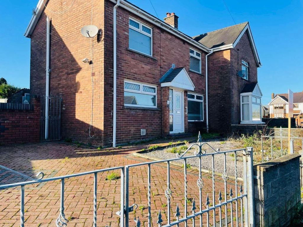 2 bed semidetached house for sale in Bryngwyn Bach, Dafen, Llanelli SA14, £130,000 Zoopla