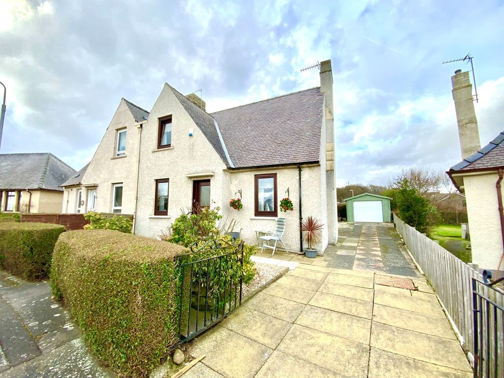 3 bed semidetached house for sale in Glebe Park, East Wemyss, Kirkcaldy KY1 Zoopla