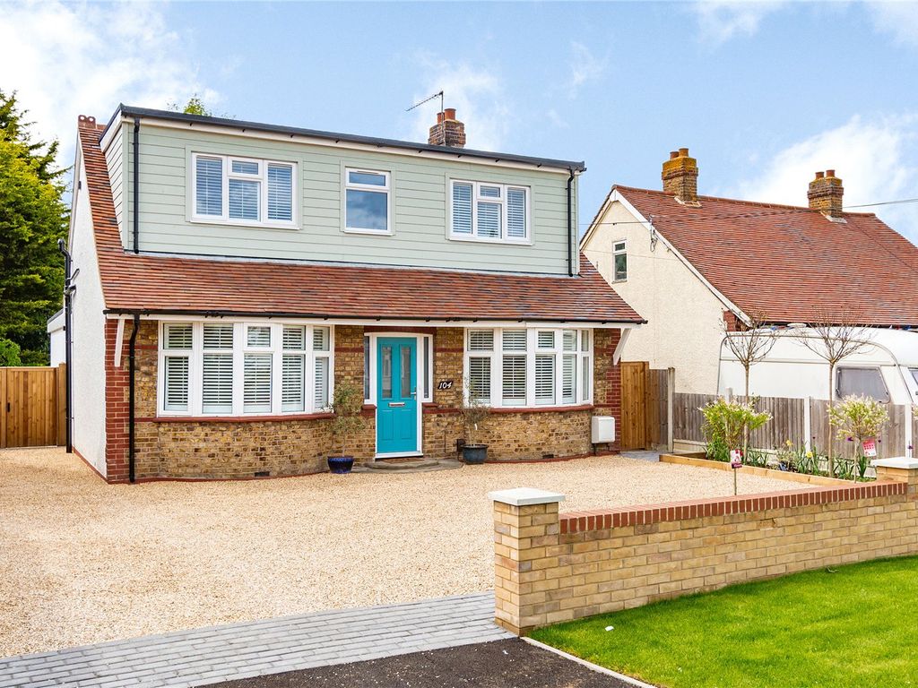 4 bed detached house for sale in Nevendon Road, Wickford, Essex SS12