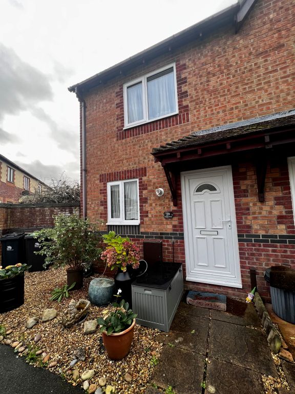 2 bed terraced house to rent in Maskew Close, Chickerell, Weymouth DT3