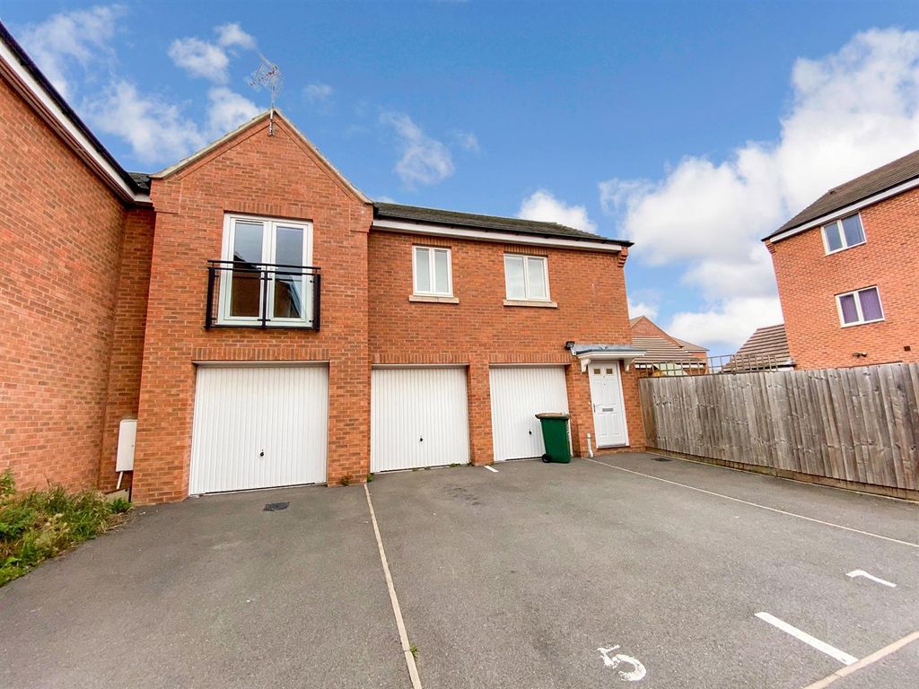 2 bed mews house to rent in Lifeguard Mews, Off Middlesex Road, Stoke