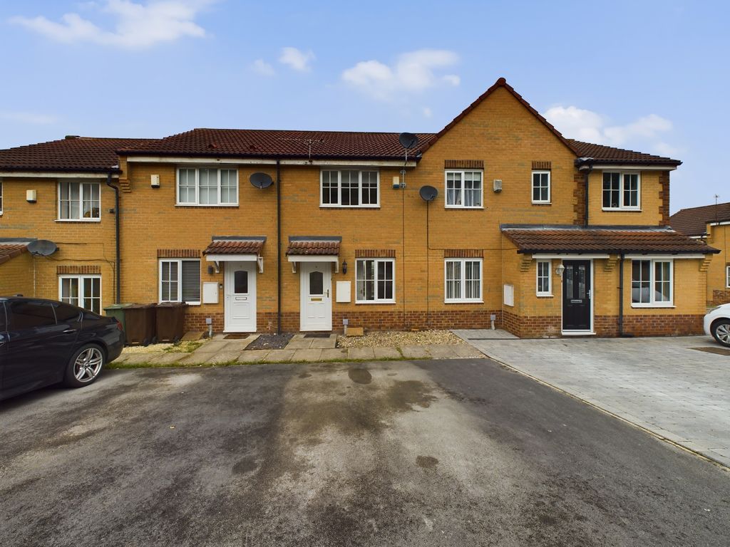 2 bed terraced house for sale in Meadowcroft Mews, Castleford WF10, £
