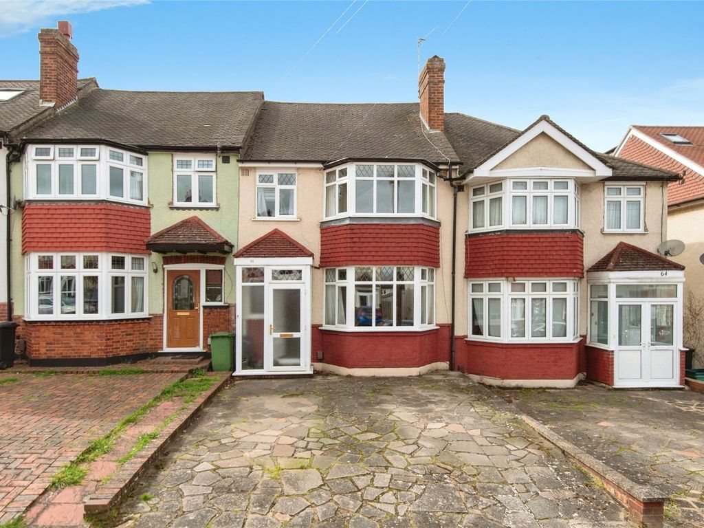 3 bed terraced house for sale in Fairford Gardens, Worcester Park