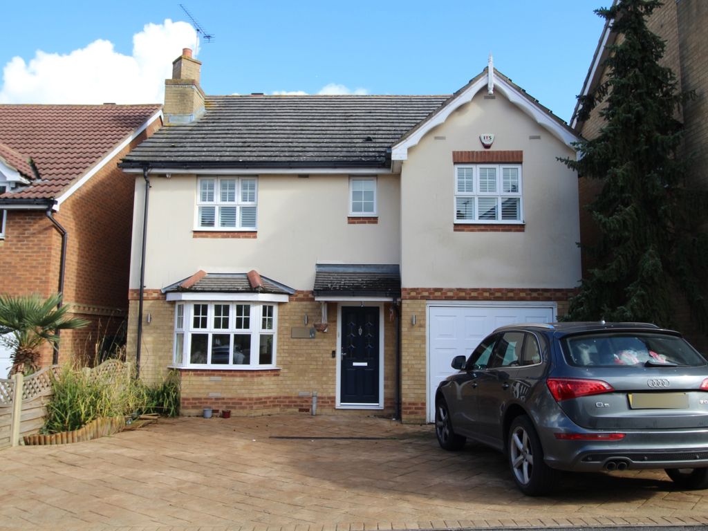 4 bed detached house to rent in Plantation Close, Greenhithe DA9 Zoopla