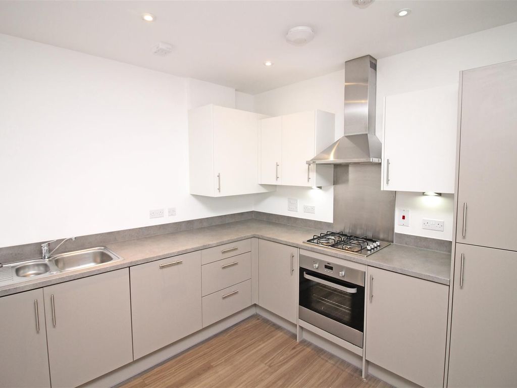 1 bed flat to rent in Henrietta Way, Campbell Park, Milton Keynes MK9