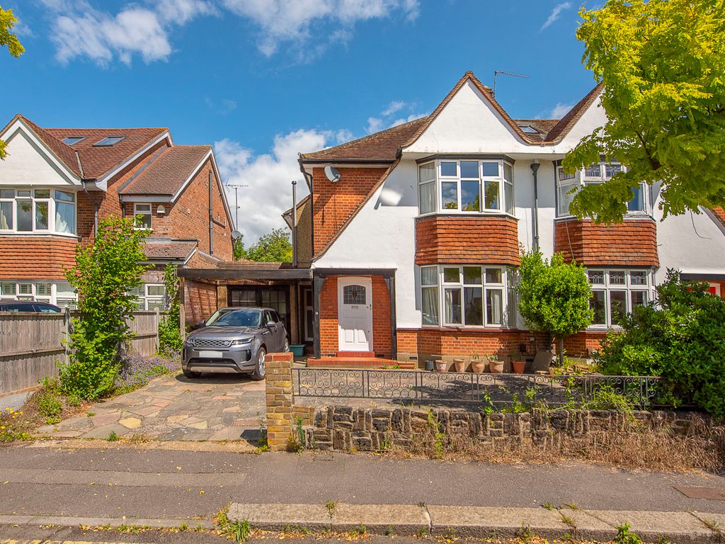 3 bed semidetached house for sale in Riverside Close, Kingston Upon