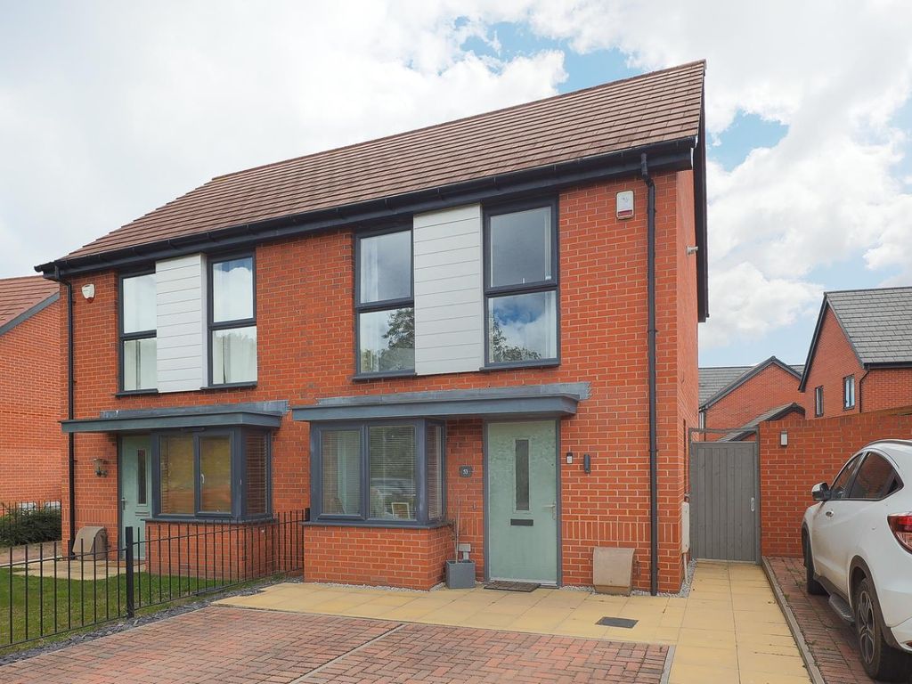 2 bed semidetached house for sale in Bridgnorth Road, Birmingham B33