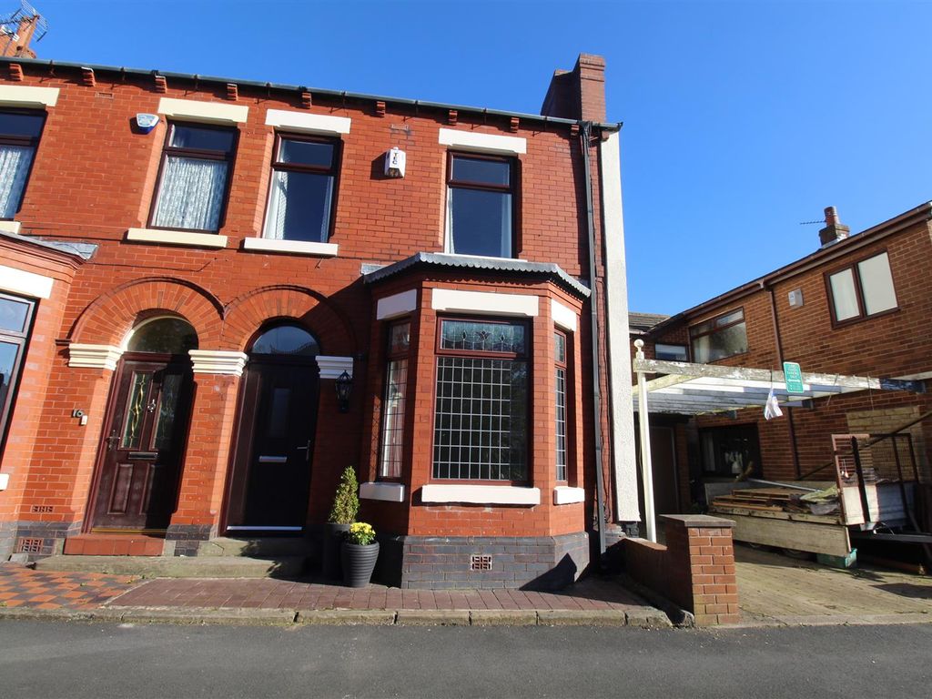 3 bed end terrace house to rent in Hall Lane, Hindley, Wigan WN2, £