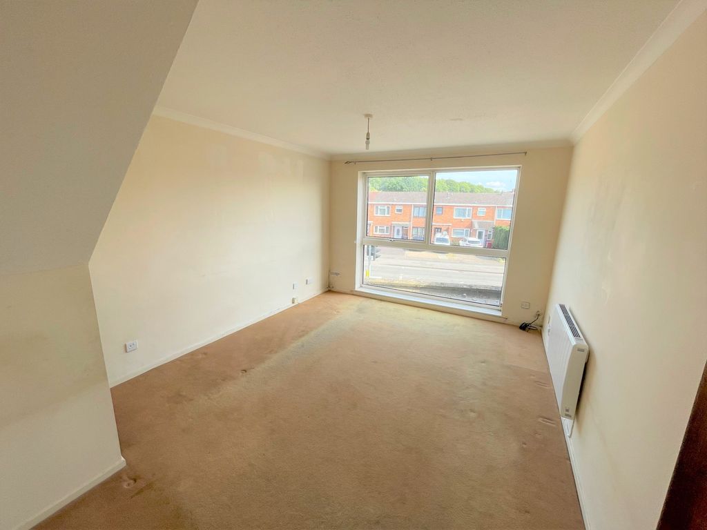 2 bed flat for sale in Whitley Wood Road, Reading, Berkshire RG2 Zoopla