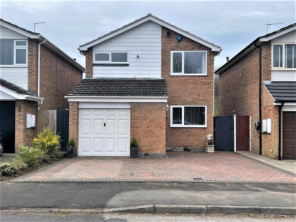 3 bed detached house for sale in Coombe Drive, Binley Woods, Coventry