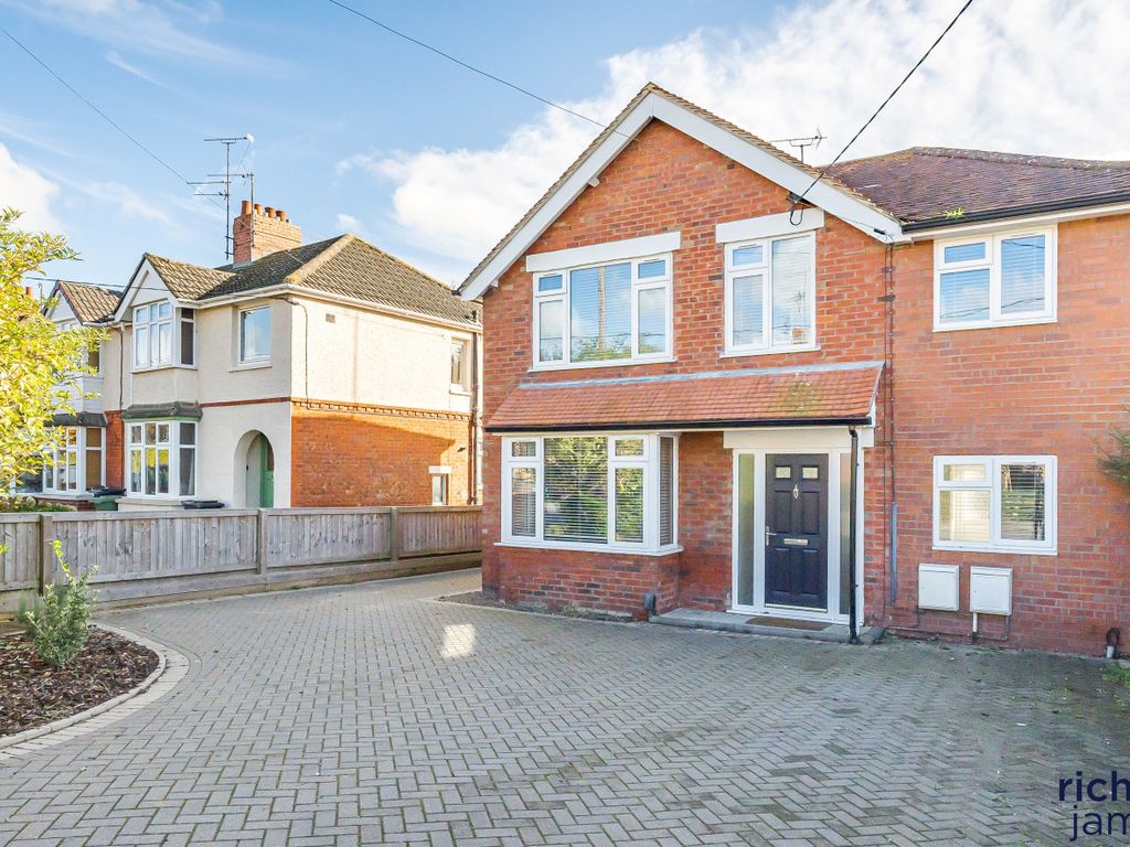 4 bed detached house for sale in Perrys Lane, Wroughton, Swindon SN4, £