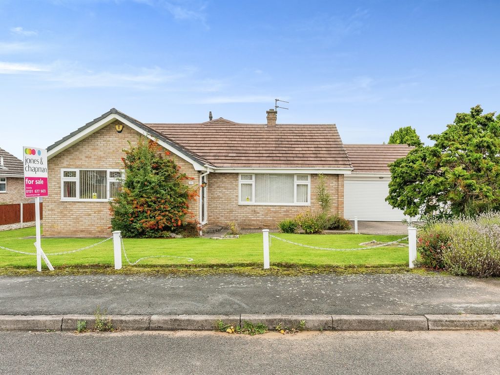 2 bed detached bungalow for sale in Fuchsia Walk, Greasby, Wirral CH49