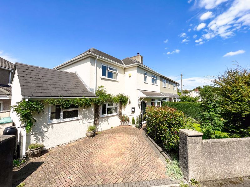 3 bed semidetached house for sale in 35 Coychurch Road Gardens