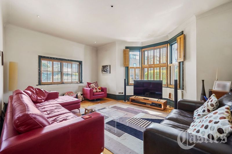 4 bed end terrace house for sale in Tivoli Road, London N8 Zoopla
