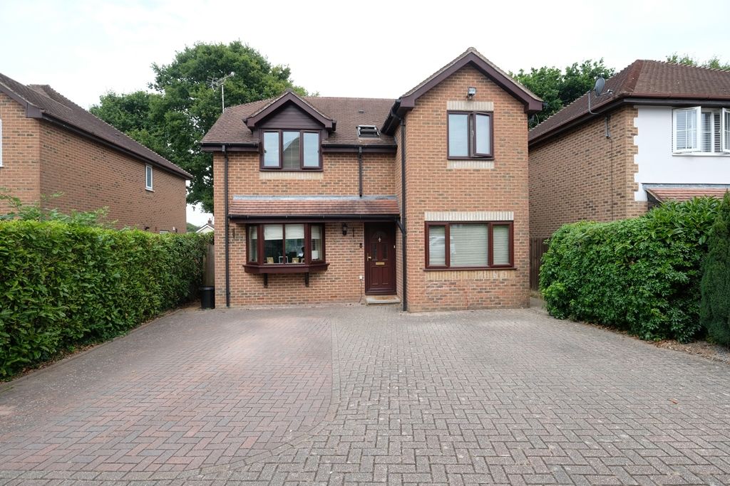 4 bed detached house for sale in Park Close, Marchwood SO40 Zoopla