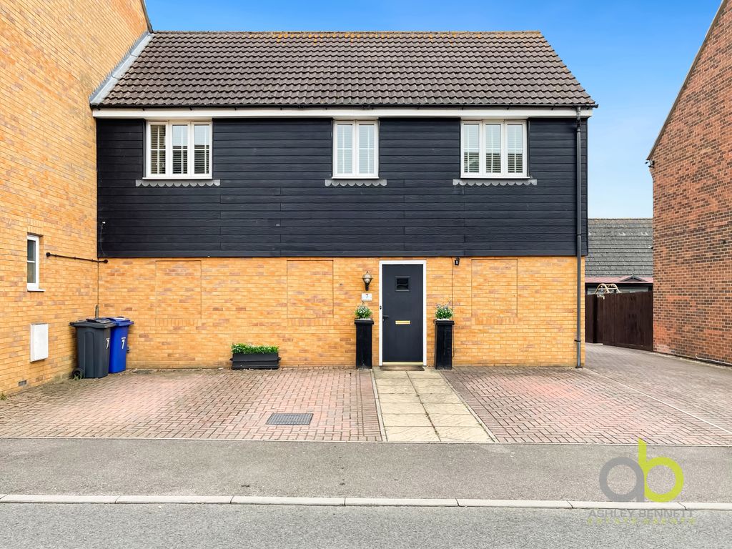 2 bed for sale in Randall Drive, Orsett Village, Grays RM16