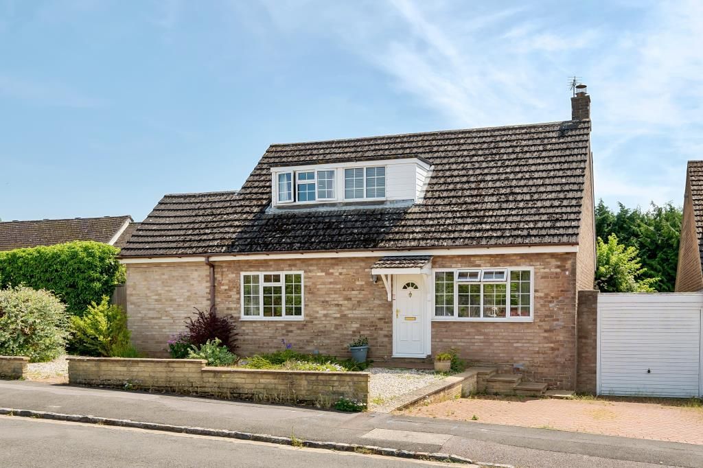 3 bed linkdetached house for sale in Long Hanborough, Oxfordshire OX29