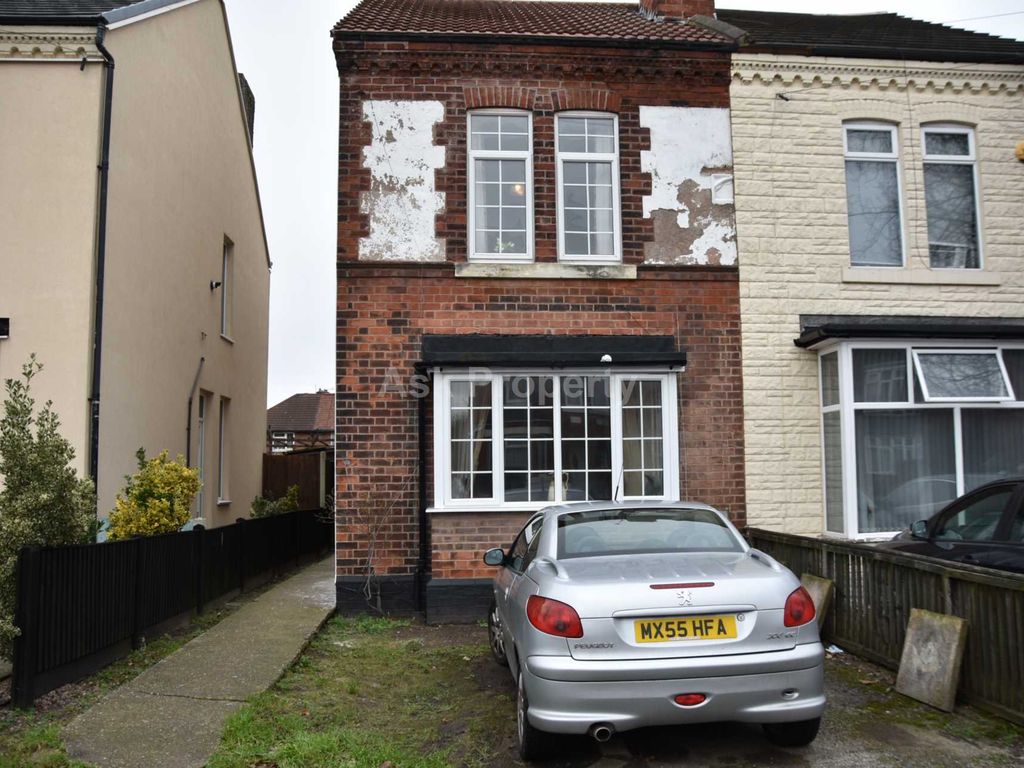 3 bed semidetached house for sale in Southwell Road West, Mansfield