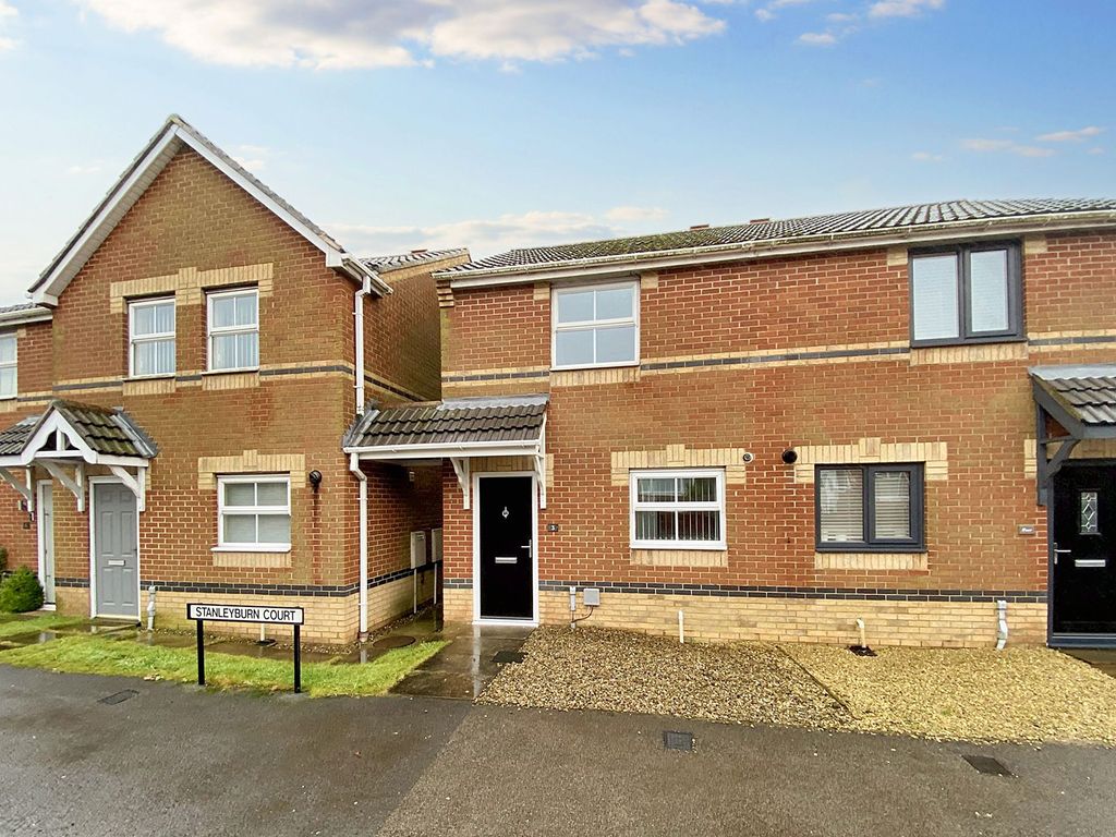 2 bed semidetached house for sale in Stanleyburn Court, New Kyo