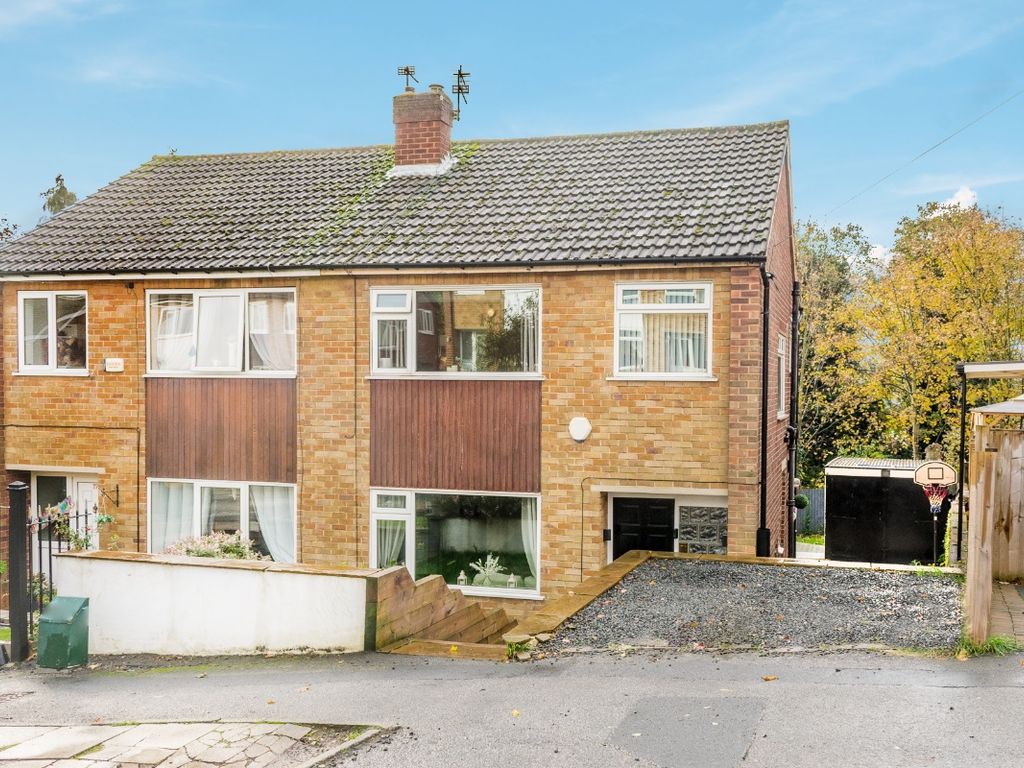 3 bed semidetached house for sale in Billingbauk Drive, Bramley, Leeds