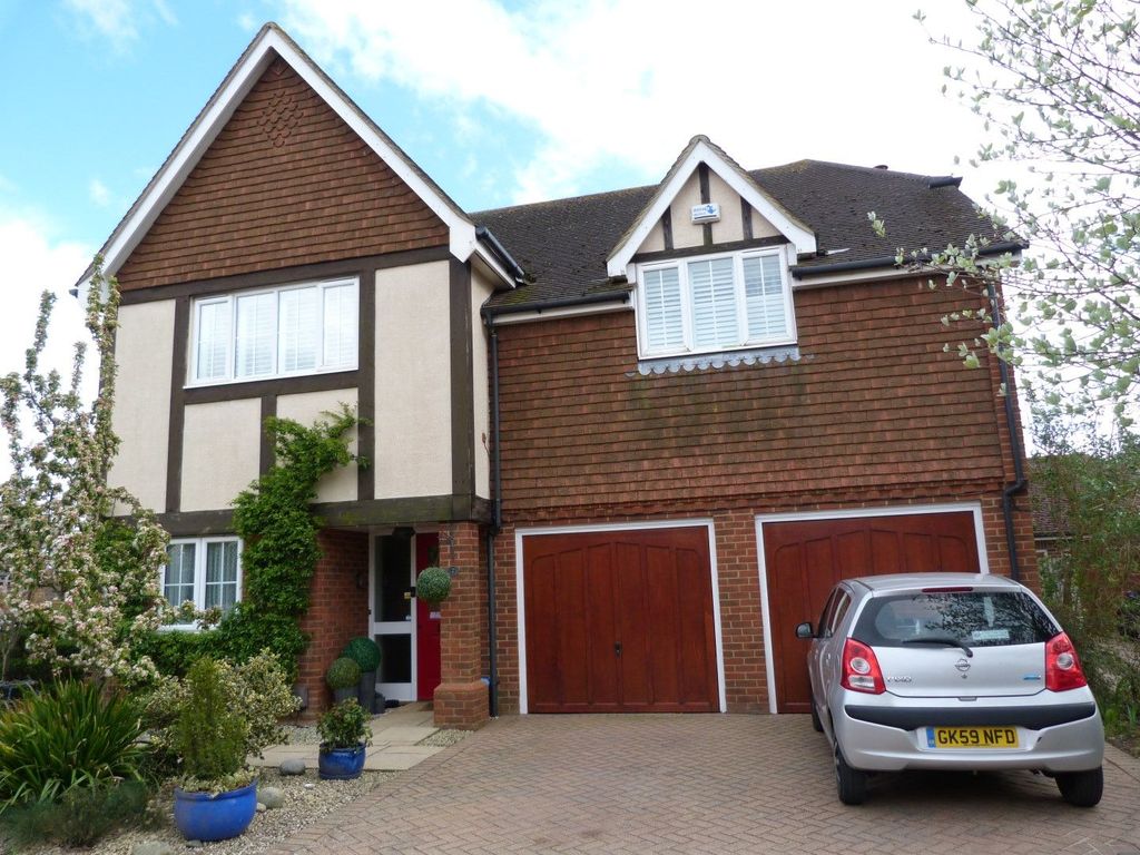 6 bed detached house for sale in Foreland Heights, Broadstairs CT10, £