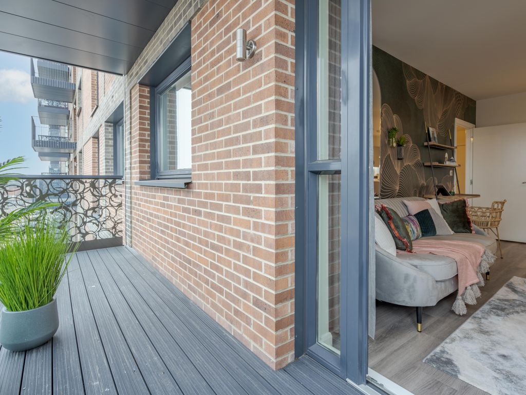 New home, 2 bed flat for sale in Cranton Avenue, Hayes UB3 Zoopla