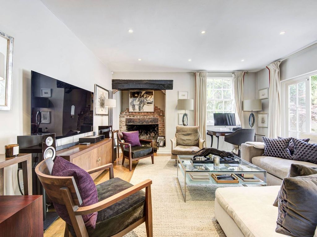 2 bed property for sale in Gunter Grove, Chelsea, London SW10, £