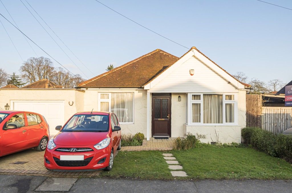 3 bed bungalow for sale in Oak Grove, Ruislip, Middlesex HA4 Zoopla