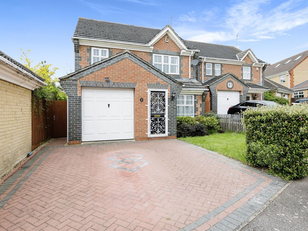3 bed detached house for sale in Battalion Drive, Wootton, Northampton