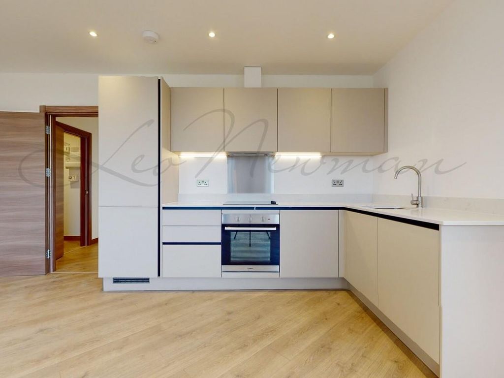 2 bed flat to rent in Widmore Road, Bromley BR1, £1,900 pcm Zoopla
